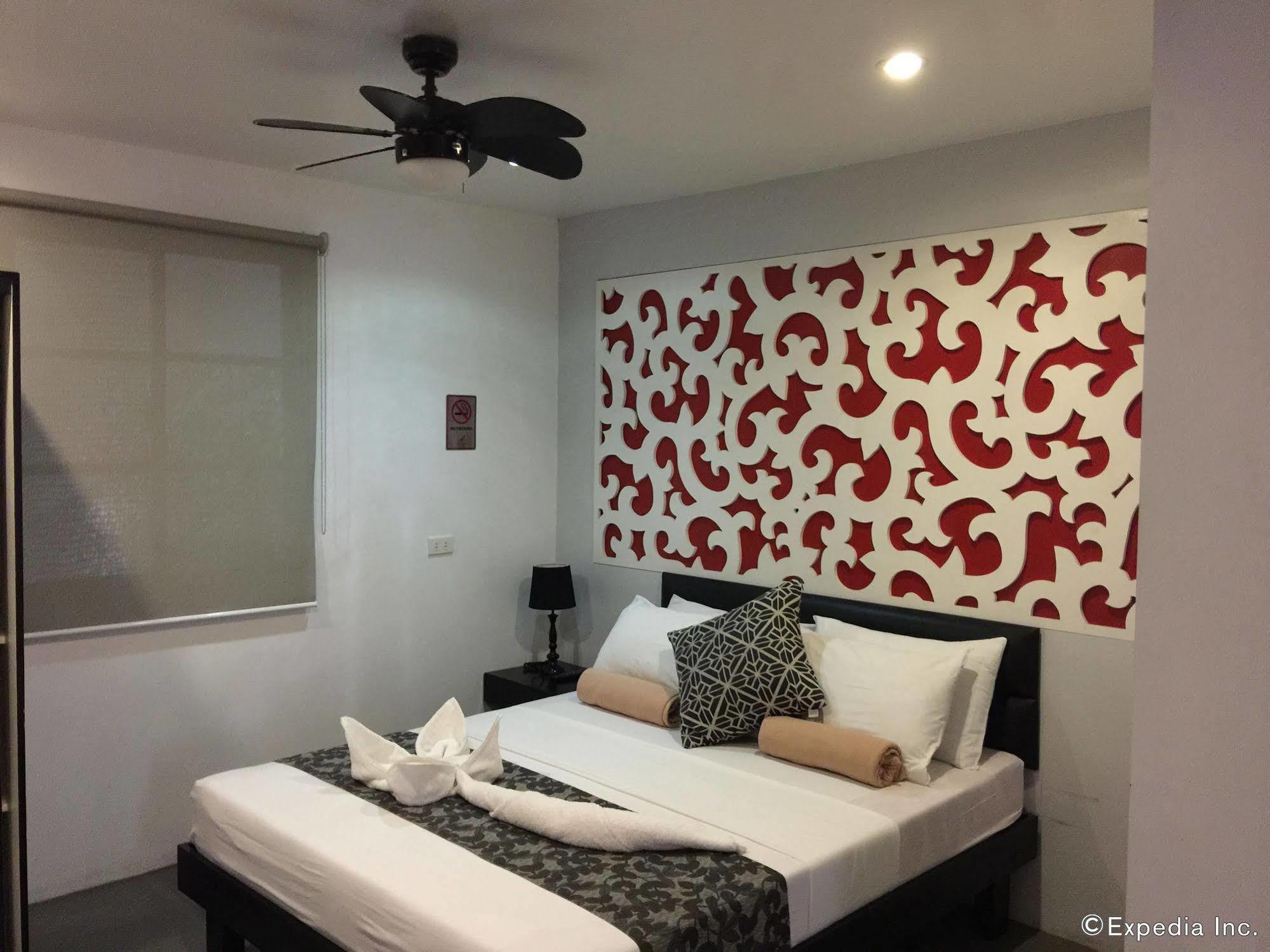 Reddoorz Micasa Lodge Coron Palawan Bagian luar foto